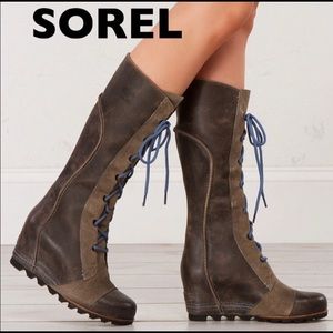 SOLD Sorel wedge boots